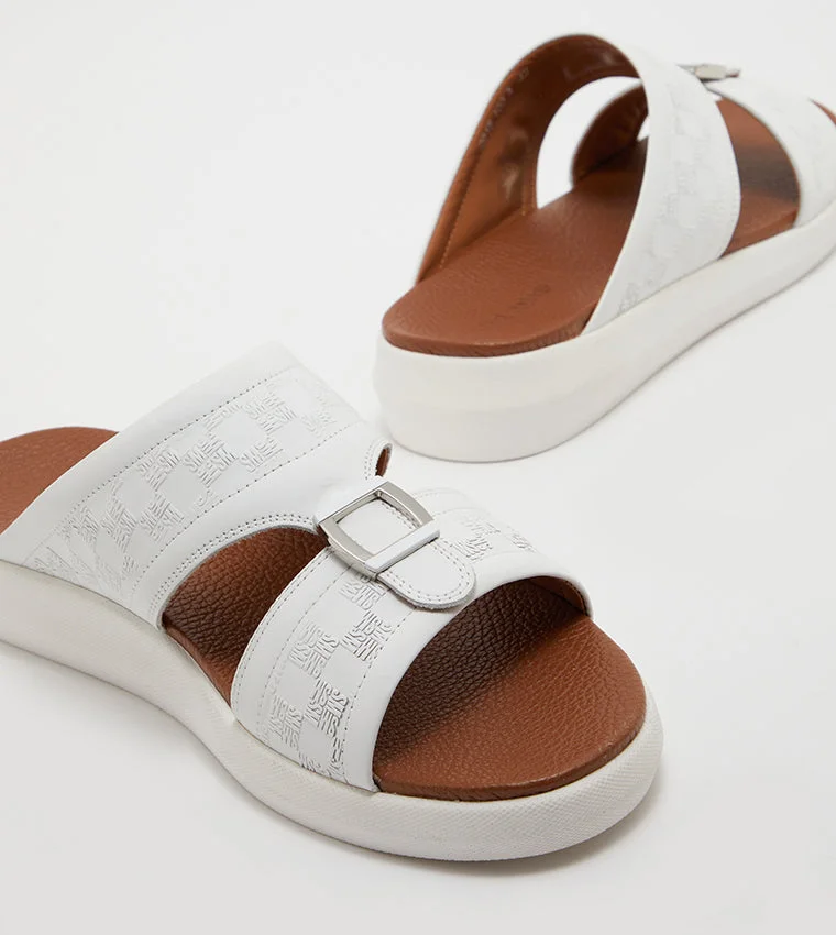 STEVE MADDEN  Steve madden white men's sandals for Men | Best Price UAE